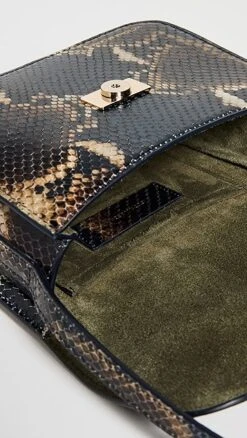 Victoria Beckham Mini Eva Bag 12 Victoria Beckham Mini Eva Bag -Jacquemus Shop vbedb3025641400 1670598281881 2 0. UX357 QL90