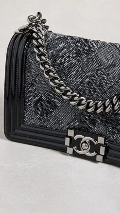 What Goes Around Comes Around Chanel Black Patent Boy Medium -Jacquemus Shop wgadb366091071b 1677779907854 2 0. UX357 QL90