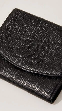 What Goes Around Comes Around Chanel Black Cavier Timeless Compact Wallet -Jacquemus Shop wgadb367731071b 1680559932654 2 0. UX357 QL90