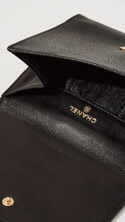 What Goes Around Comes Around Chanel Black Caviar Timeless Compact Wallet -Jacquemus Shop wgadb367741071c 1680709707394 2 0. UX357 QL90