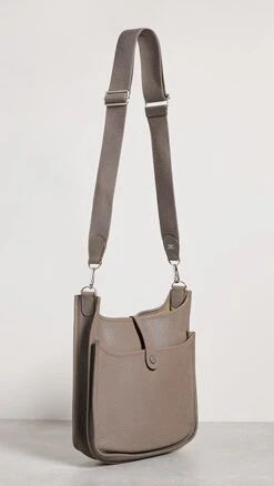 What Goes Around Comes Around Hermes Grey Clemence Evelyne III Pm Bag 10 What Goes Around Comes Around Hermes Grey Clemence Evelyne III Pm Bag -Jacquemus Shop wgadb3678910192 1681150378672 2 0. UX357 QL90