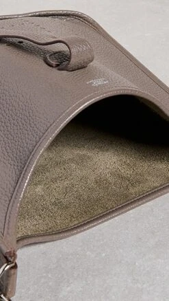 What Goes Around Comes Around Hermes Grey Clemence Evelyne III Pm Bag 12 What Goes Around Comes Around Hermes Grey Clemence Evelyne III Pm Bag -Jacquemus Shop wgadb3678910192 1681150378846 2 0. UX357 QL90