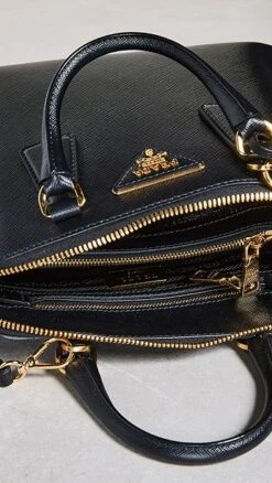 What Goes Around Comes Around Prada Black Saffiano Promenade Satchel -Jacquemus Shop wgadb367911071b 1681151039950 2 0. UX357 QL90