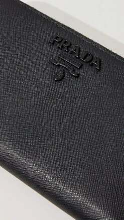 What Goes Around Comes Around Prada Black Saffiano Zip Around Wallet -Jacquemus Shop wgadb367921071c 1680719974143 2 0. UX357 QL90