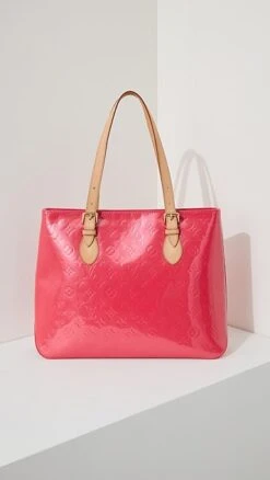 What Goes Around Comes Around Louis Vuitton Pink Vernis Brentwood Bag -Jacquemus Shop wgadb3682311de9 1681924425546 2 0. UX357 QL90