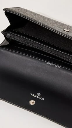 What Goes Around Comes Around Chanel Black Caviar Long Wallet -Jacquemus Shop wgadb368641071b 1683306349408 2 0. UX357 QL90