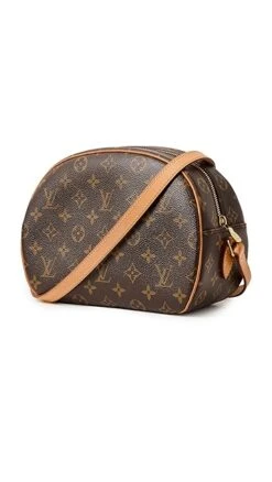 What Goes Around Comes Around Louis Vuitton Monogram Blois Bag -Jacquemus Shop wgadb3688111409 1683392966013 2 0. UX357 QL90