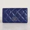 What Goes Around Comes Around Chanel Blue Hampton Enamel Wallet -Jacquemus Shop wgadb36916102c9 1684275634423 2 0. UX357 QL90