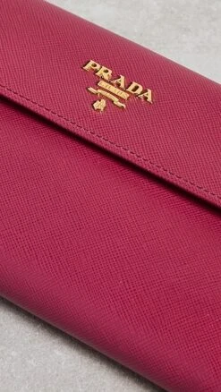 What Goes Around Comes Around Prada Pink Continental Wallet -Jacquemus Shop wgadb3693111de9 1684252492899 2 0. UX357 QL90