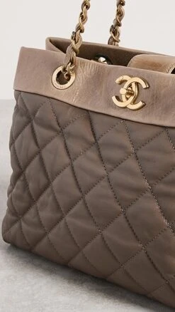 What Goes Around Comes Around Chanel Grey Calf Tote M -Jacquemus Shop wgadb3698310192 1683926357273 2 0. UX357 QL90