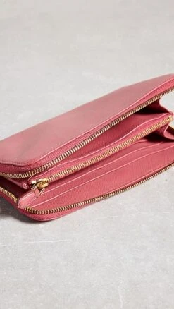 What Goes Around Comes Around Prada Pink Saffiano Zip Around Wallet -Jacquemus Shop wgadb3699611de9 1684251528703 2 0. UX357 QL90